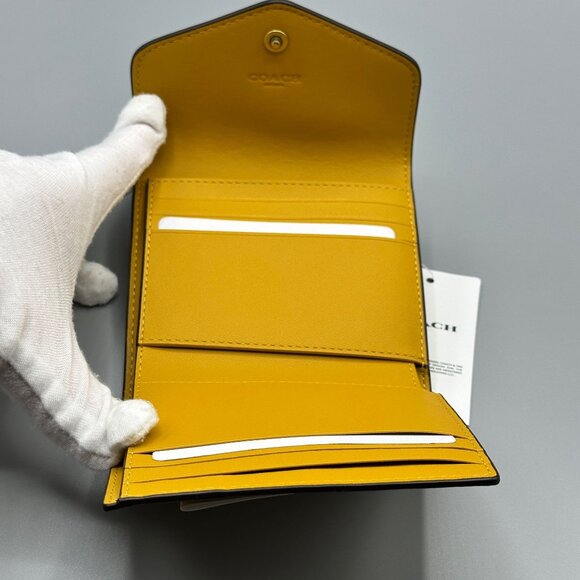 Coach CH808 Yellow Gold Wyn Small Crossgrain Leather Envelope Wallet NWT - Picture 10 of 16